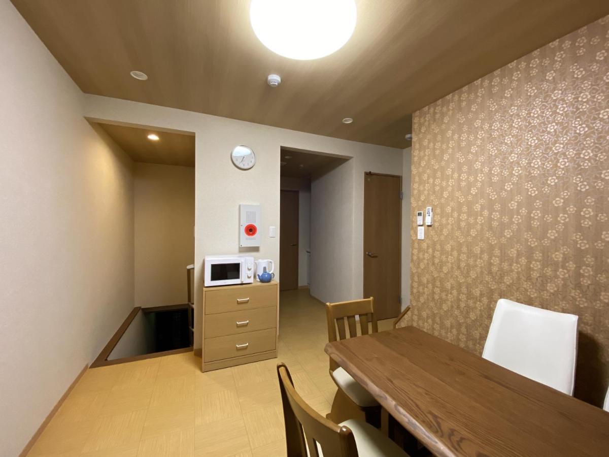 Wutong-40 Minutes Direct To Kansai Airport And 5 Minute Walk To Jr Or Subway Or Nankai Line And 1 Minute To Tsutenkaku The Landmark Of Osaka And Many Japanese Bistros Nearby Exterior foto