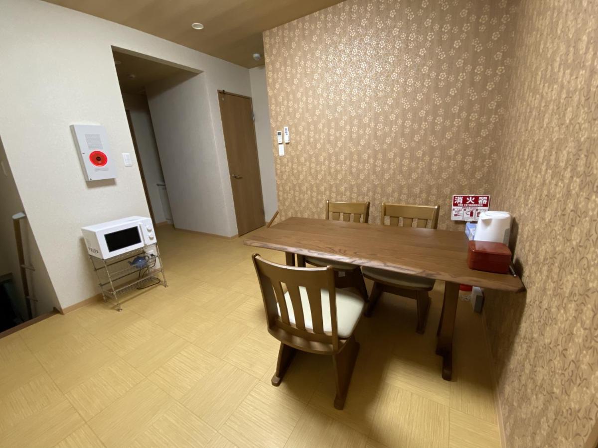 Wutong-40 Minutes Direct To Kansai Airport And 5 Minute Walk To Jr Or Subway Or Nankai Line And 1 Minute To Tsutenkaku The Landmark Of Osaka And Many Japanese Bistros Nearby Exterior foto
