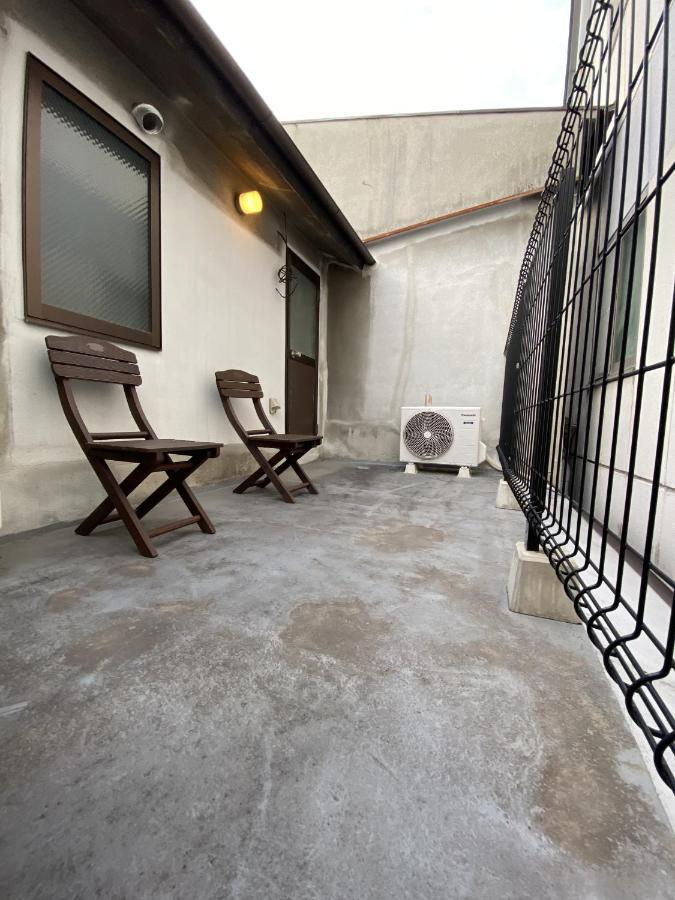 Wutong-40 Minutes Direct To Kansai Airport And 5 Minute Walk To Jr Or Subway Or Nankai Line And 1 Minute To Tsutenkaku The Landmark Of Osaka And Many Japanese Bistros Nearby Exterior foto